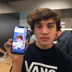 Meet your Posher, Christopher